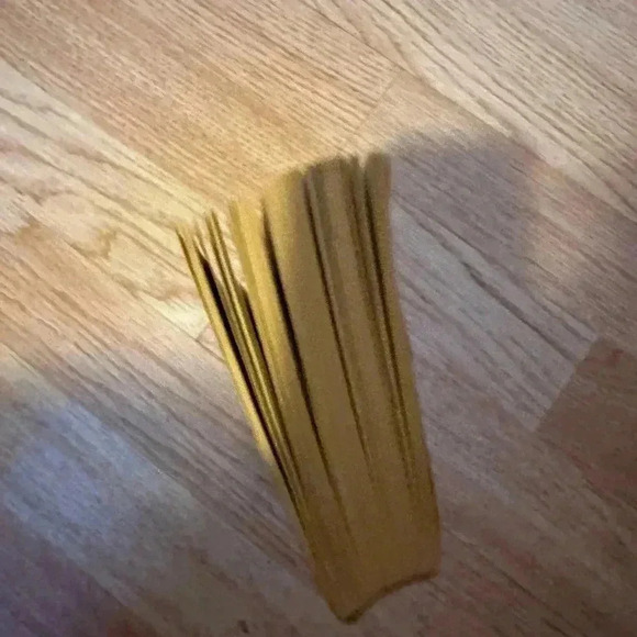 The Puppet‎ By Joy Fielding Mystery Novel - Picture 3 of 3